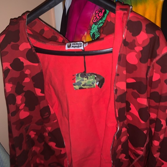 BAPE Hoodie - Picture 5 of 6